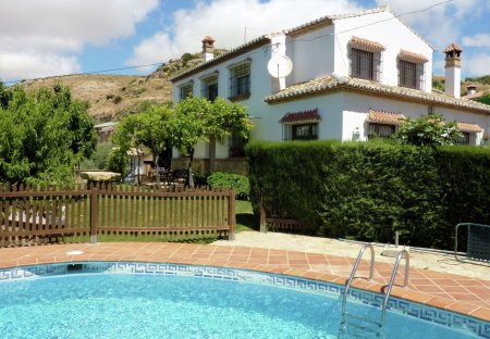 Cottage in Los Nogales, Spain
