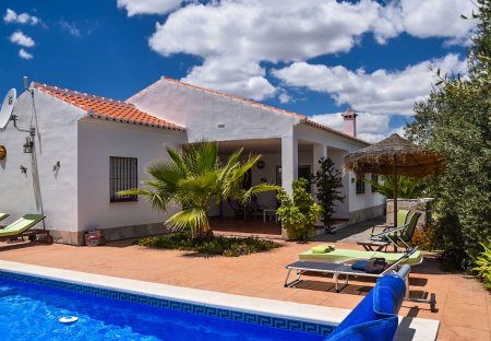 Villa in Arenas, Spain