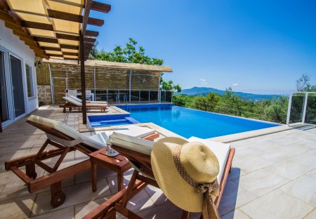 Villa in Uzumlu, Turkey