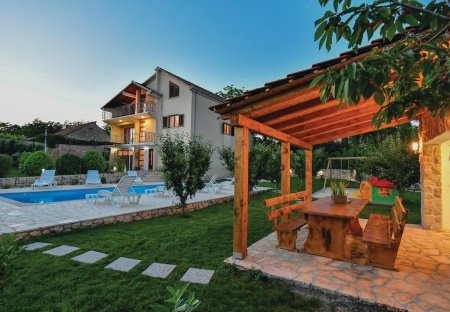 Villa in Gornji Vinjani, Croatia