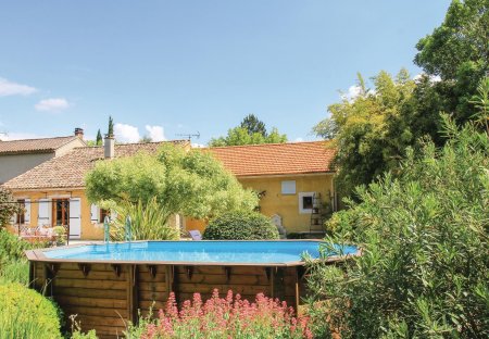Villa in Pernes-les-Fontaines, the South of France
