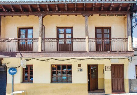 Apartment in Cabezuela del Valle, Spain