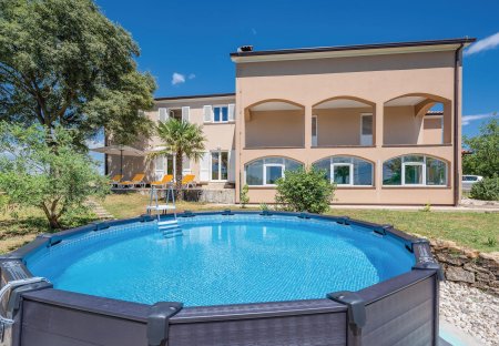 Villa in Kapelica, Croatia