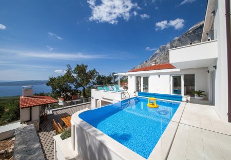 Villa in Bast, Croatia