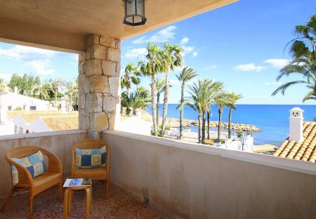 Apartment in La Almadraba, Spain