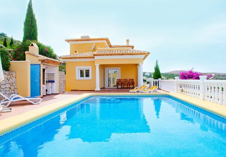 Villa in Urbanización L'Almunia, Spain