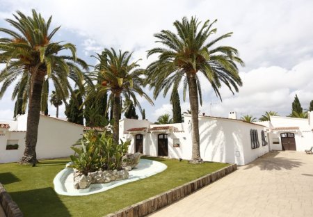 Villa in La Llosa, Spain
