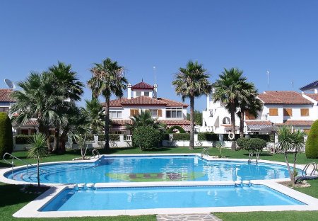 Villa in Mil Palmeras, Spain