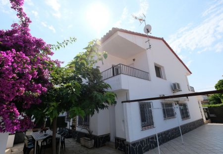Villa in L'Ardiaca, Spain
