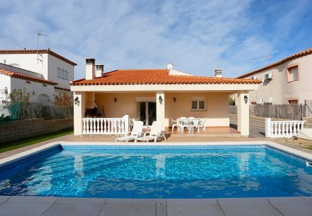Villa in Costa Zèfir, Spain