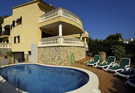 Villa in Alcanada, Majorca