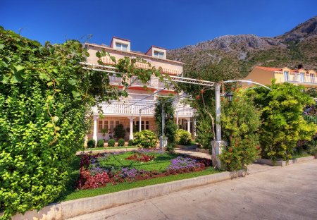 Apartment in Mlini, Croatia