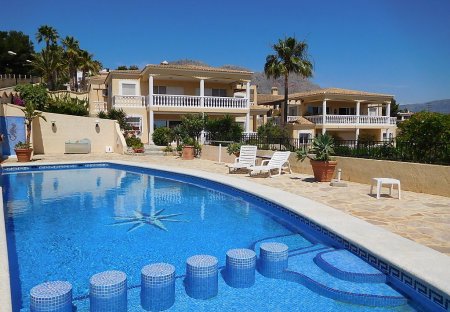 Apartment in La Nucia, Spain