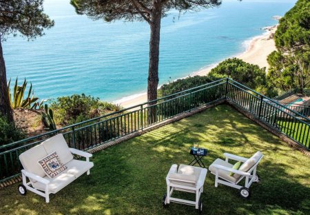 Villa in More, Spain