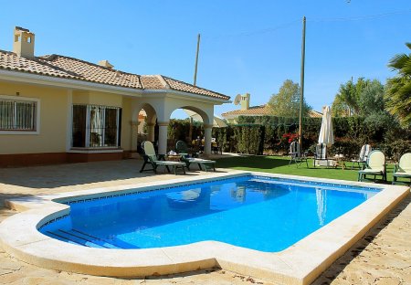 Villa in Bonalba Golf Resort, Spain