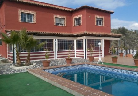 Villa in Urbanización Valle Grande, Spain