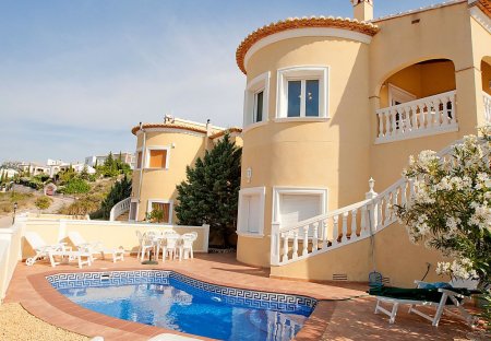 Villa in Urbanización L'Almunia, Spain