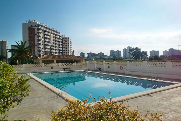Apartment to rent in Alicante, Spain with swimming pool 243712