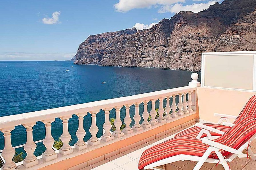 Apartment to rent in Acantilados de Los Gigantes, Tenerife with