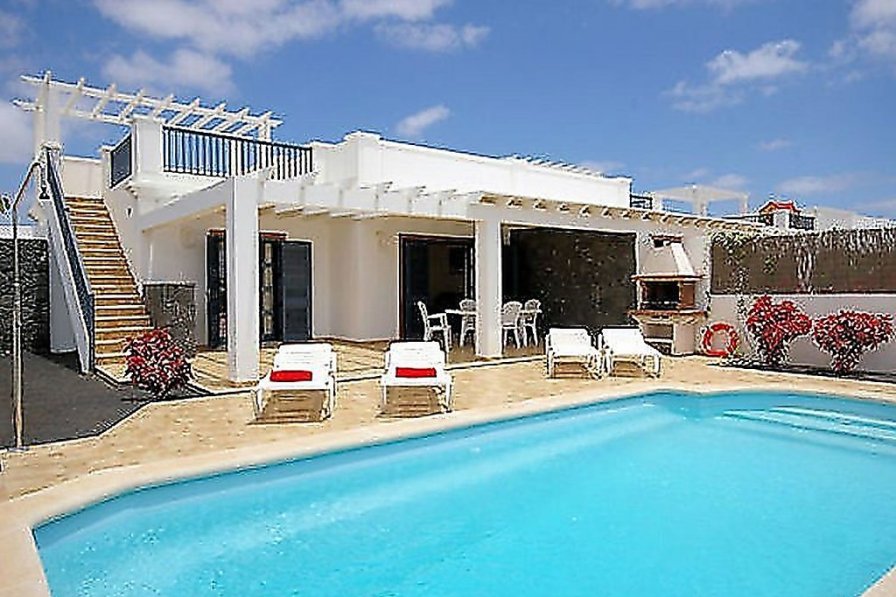 Villa to rent in Costa de Papagayo, Lanzarote with private pool 244001