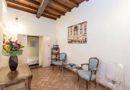 Apartment in Trastevere, Italy