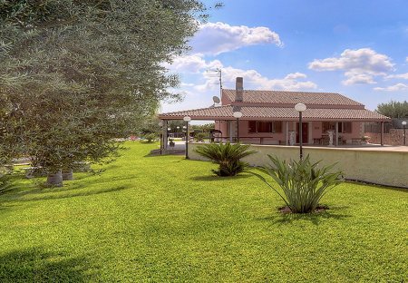 Villa in Syracuse, Sicily