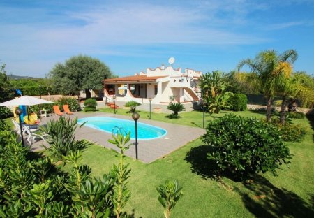 Villa in Syracuse, Sicily