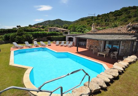 Villa in Pantogia, Sardinia