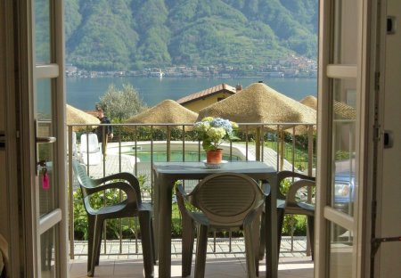 Apartment in Ossuccio, Italy