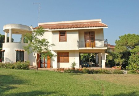 Apartment in Fontane Bianche, Sicily