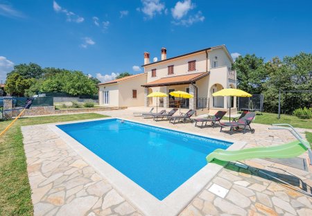 Villa in Mandalenčići, Croatia