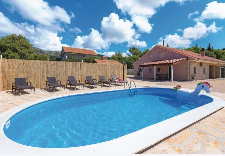 Villa in Dubrava Kod Šibenika, Croatia