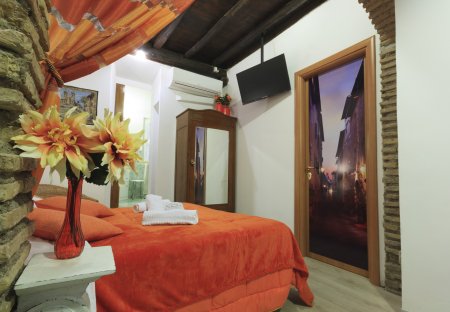 Studio Apartment in Trastevere, Italy