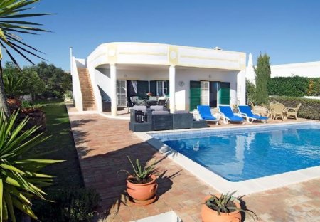 Villa in Cerro Lamy, Algarve