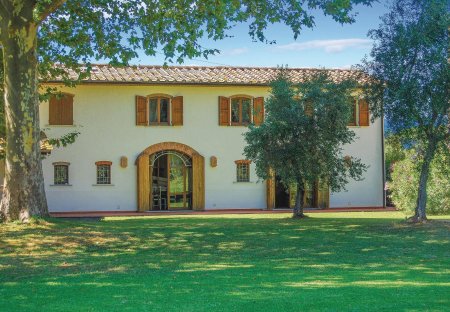 Villa in Pietrasanta, Italy