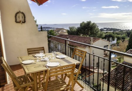Apartment in Bandol, the South of France