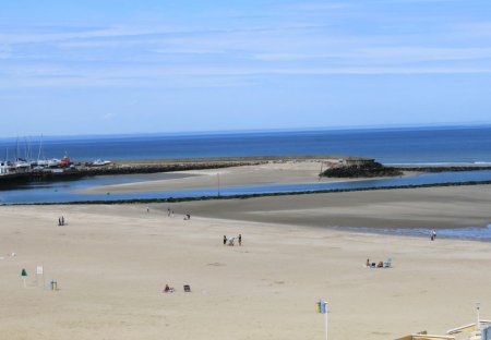 Apartment in Port Littoral-Ville Nord, France