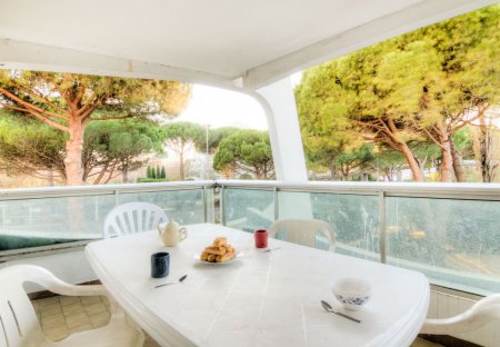 Apartment in La Grande-Motte Centre, the South of France
