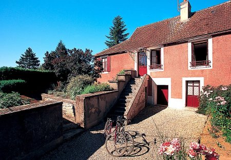 House in Marigny-le-Cahouët, France