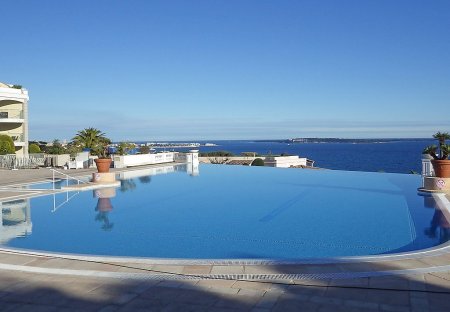 Apartment in Pierre Longue, the South of France
