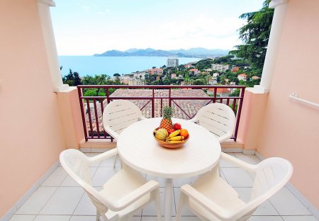 Apartment in Pierre Longue, the South of France