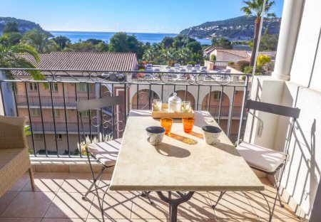 Apartment in Mont Leuze, the South of France
