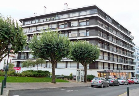 Apartment in Duconteria-Jai Alai-Stade, France