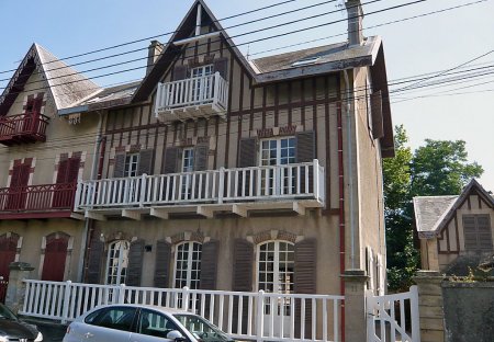 House in Courseulles-sur-Mer, France