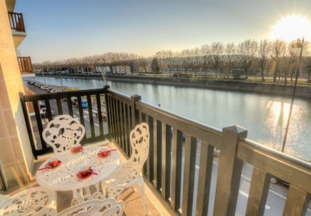 Apartment in Aguesseau-Ville Sud, France