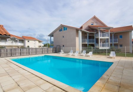 Apartment in La Plage-Bourg1, France