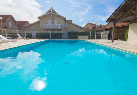 Apartment in La Plage-Bourg1, France