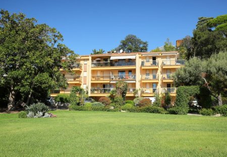Apartment in La Californie, the South of France