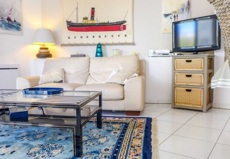 Apartment in Front de Mer, France