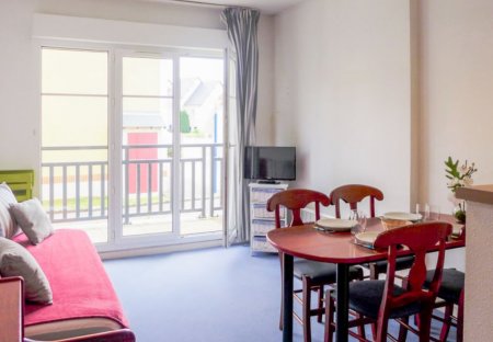 Apartment in Port-Gare, France